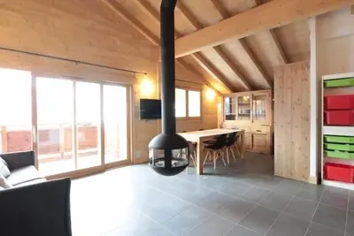 Image de Appartement 3p cosy, cheminée, Wifi, garage, proche pistes et commerces