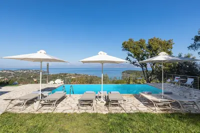 Image de Villa Pietra Gialla by Rodostamo Collection