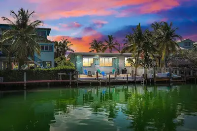 Image de Key Colony Beach a house with a Dock