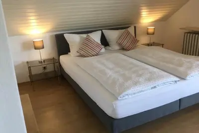 Image de Double room, room 5 *** - Weingut-Gästehaus Loskill