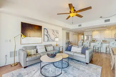Image de Waterfront Condo w/ WiFi, Washer/Dryer, & Central Ac - Snowbird-Friendly