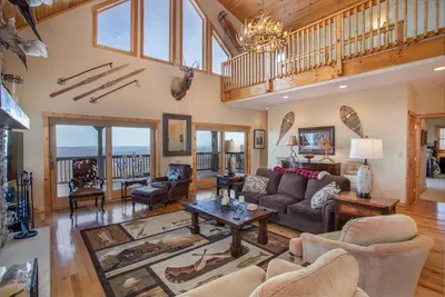 Image de Terrific Mountain Home with Incredible Views