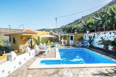 Image de Maison de vacances 'Finca Alejandrina' avec vue sur la mer, piscine, jardin et Wi-Fi
