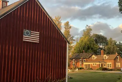 Image de Majestic House on 23 acres with 5k feet of lakefront