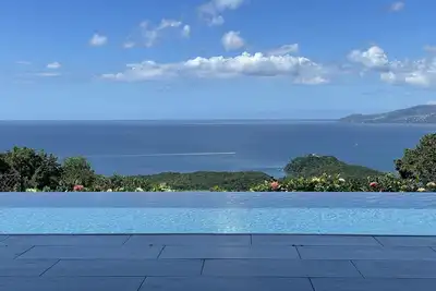 Image de Superbe Villa - 4 Chambres - Vue Mer Exceptionnelle - 200 m2
