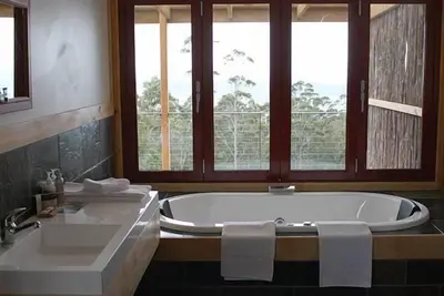 Image de Woodbridge Hill Hideaway