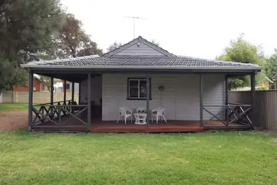 Image de Stone Cottage - Close to beach and estuary