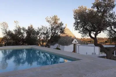 Trullo surrounded by nature with a beautiful view a stone's throw from the center