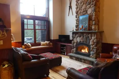Image de Beautiful Wooded Townhouse in Lake Placid