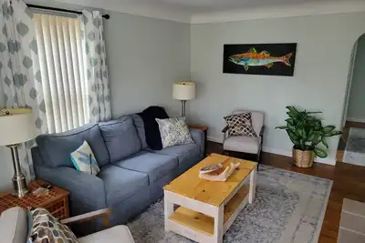 Image de Beachwalk, a Charming Cottage Style Home, Just a Short Walk to the Beach!