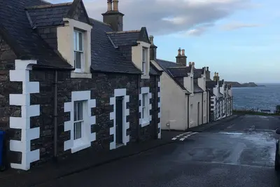 Image de Cosy, renovated fisherman’s cottage close to the beach.