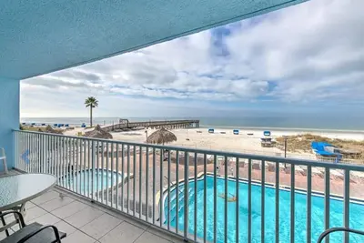 Image de Spacious 3-Bed 2-Bath Beachfront Condo at Sand Dollar Resort
