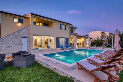 Image de Superbe maison dans le village de.