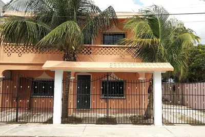 Image de Amplio y Céntrico Departamento Planta Baja