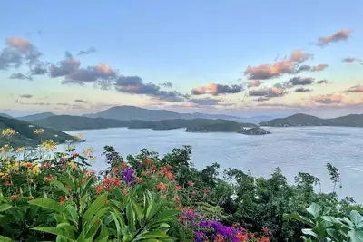 Image de Astral Villa ultra private, stunning views, starry nights, saltwater pool, more!