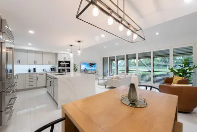 Image de New Home on Pga National Golf Course with Private Hot Tub by Guaranteed Rental™