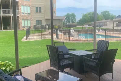 Image de Rare Bridges Bay Poolside condo with Lake View! - Sleeps 8