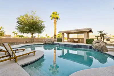 Image de 1 Mi to Beach: Lake Havasu Oasis w\/ Lake View