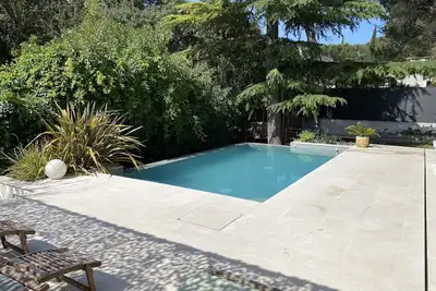 Image de Villa indépendante et au calme avec piscine à débordement à 5min de Cassis