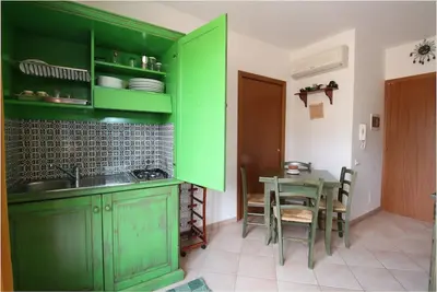 Image de two-room apartment with mountain view terrace