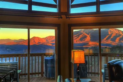 Image de Gatlinburg View Downtown Lights Anakeesta Mt Leconte Tram Skybridge Ski Hot Tub