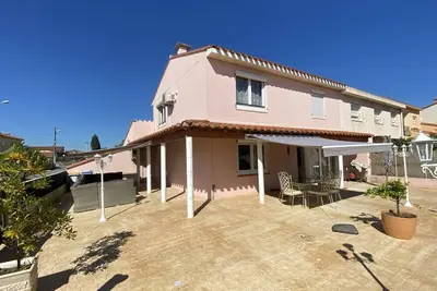 Image de Villa moderne 3 chb 3 sdb près de mer quartier calme proche animations