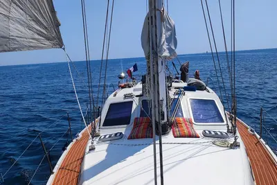 Image de Une nuit sur l'eau?<br> (Le bateau de Pat)