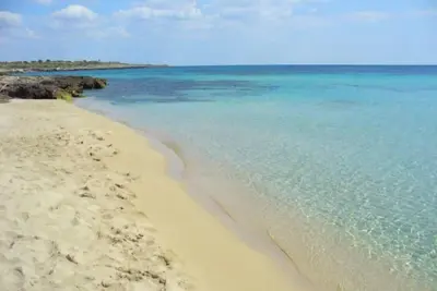 Image de Villa Residence Mariù dans les Pouilles. Max 12 personnes. Luxueuse villa à quelques pas de la mer et équipée de tout le confort. .