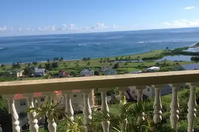 Image de Prime Location Apartment with Incredible Ocean Views