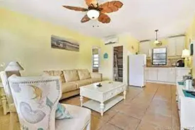 Image de Amazing Condo steps from Hollywood Beach and fun!