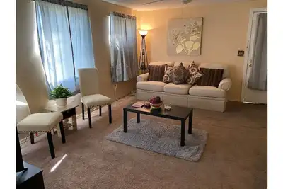 Image de Historic Apartment 1br 1ba Ideal for longer stays 2f