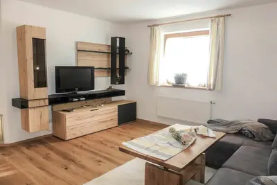 Image de Joli appartement pour 8 personnes avec Wifi, Tv, patio, animaux admis et parking