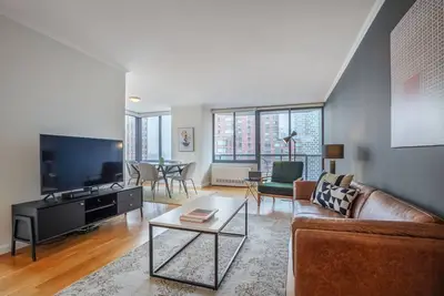 Hip Midtown 2br w/ Pool, Gym, Parking, nr. Broadway by Blueground