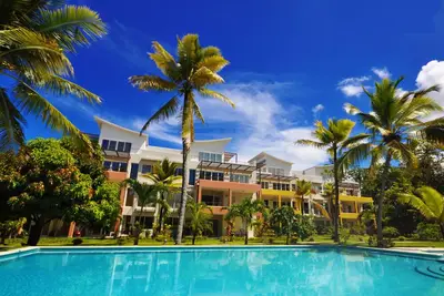 Image de 1bd condo in beachfront luxury residence, 2 Pools, large tropical garden