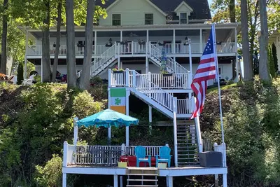 Image de The Summer House - une belle maison Waterfront toute l'année