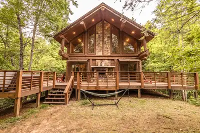 Image de Watershed 1 - Modern-Rustic, Luxury, One King Bedroom Cabin