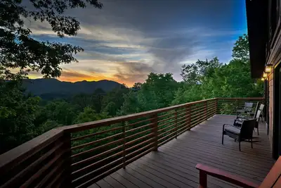Image de Watershed 9 - Rustic Luxury Cabin with Long Range Views