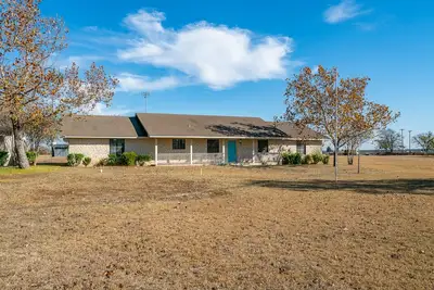 Image de Home on 3 Acres Next to Park - Round Rock Getaways