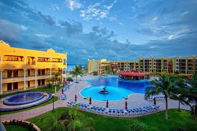 Image de Royal Haciendas Oceanfront Villa - All Inclusive, Hot tub, Suite & Lock-Off