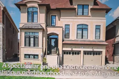 Image de The Elegance Of The Home And Neighborhood. Close to Restaurants, Shops, Downtown
