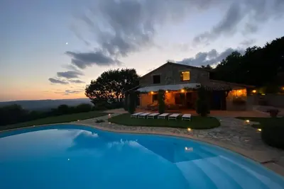 Image de Villa I Grifoni, luxury villa near Todi with private pool, A\/C, panoramic views