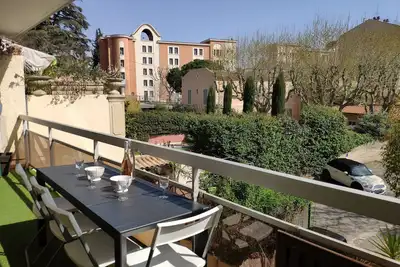 Image de Magnifique appartement T3 classé 4*, 43m2, centre d'Aix avec parking et terrasse