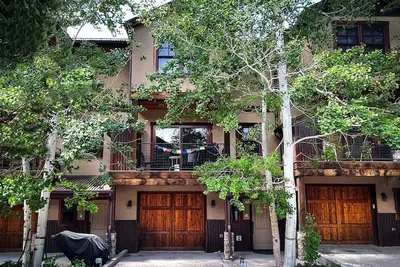 Image de Spacious Mountain Townhome - 1 Mile to Ouray - Sleeps 8