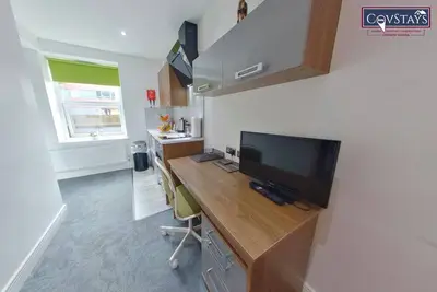 Image de Victoria House - Standard Studio by CovStays