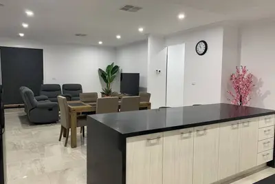 Image de Lotus Villa Free Wi-Fi - Close To The Airport