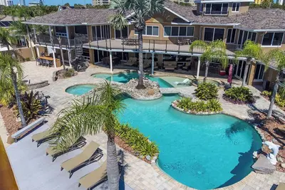 Image de Villa on the River — Your Waterfront Escape Awaits