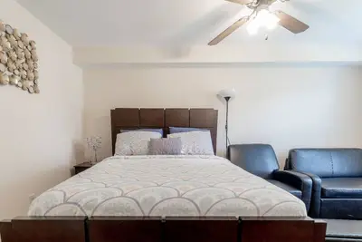 ★Modern Studio-Private Entrance/Bath Min from Dc★
