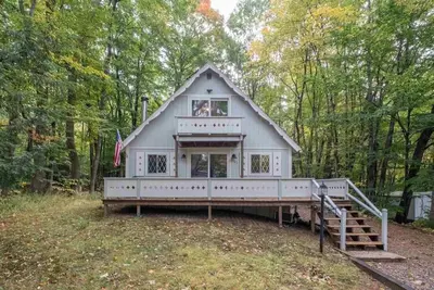 Image de Winni Chalet w/ lake, beach, & boat launch access