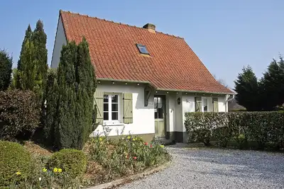 Image de a 5 mn du Touquet, appartement situé au rez-de-chaussée d’une petite maison.