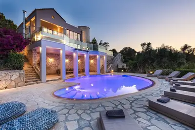 Image de Villa Lime Panoramic sea views with 2 pools Close to Rethymno